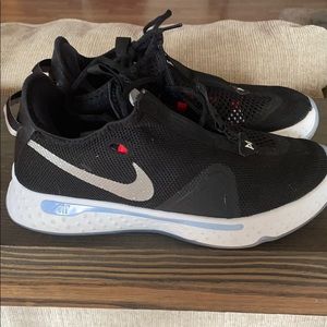 Paul George PG4 shoes size 8. Worn once